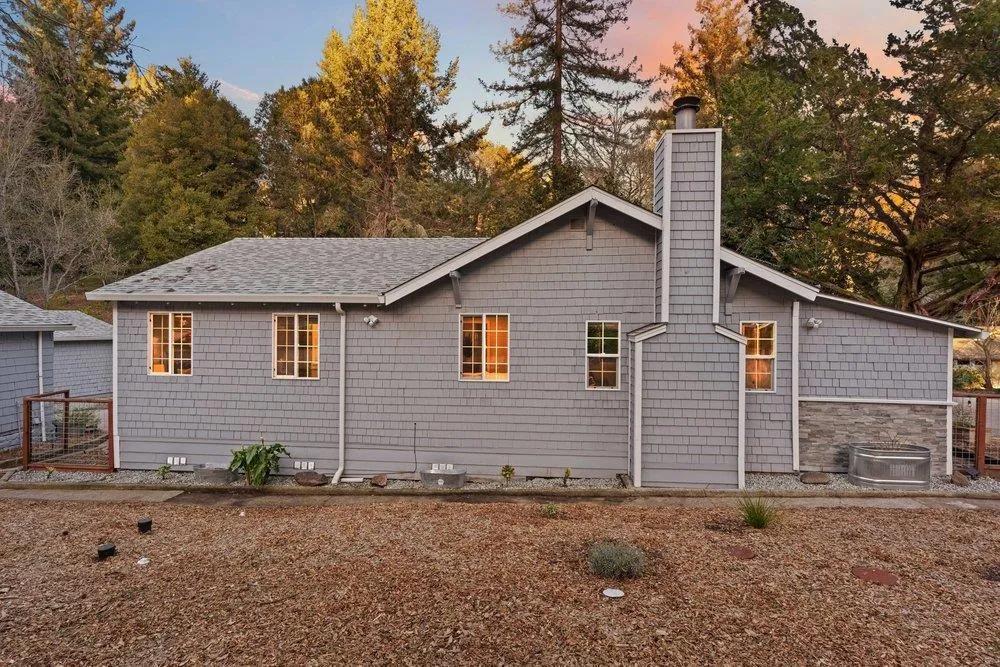 564 Hillcrest Drive Felton, CA 95018