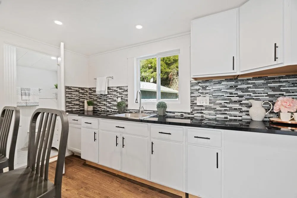 564 Hillcrest Drive Felton, CA 95018