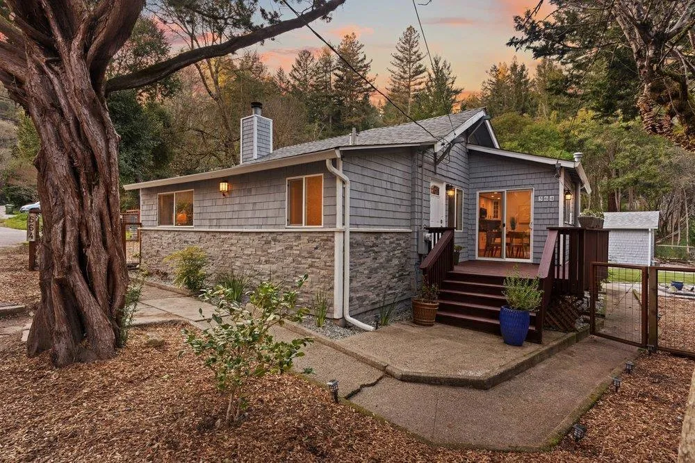 564 Hillcrest Drive Felton, CA 95018