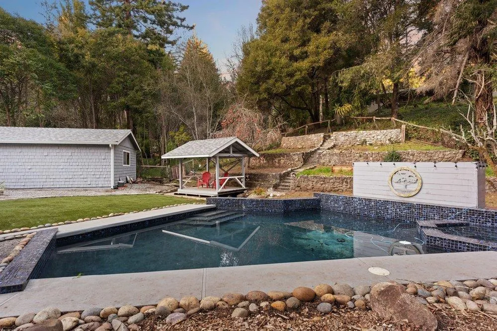 564 Hillcrest Drive Felton, CA 95018