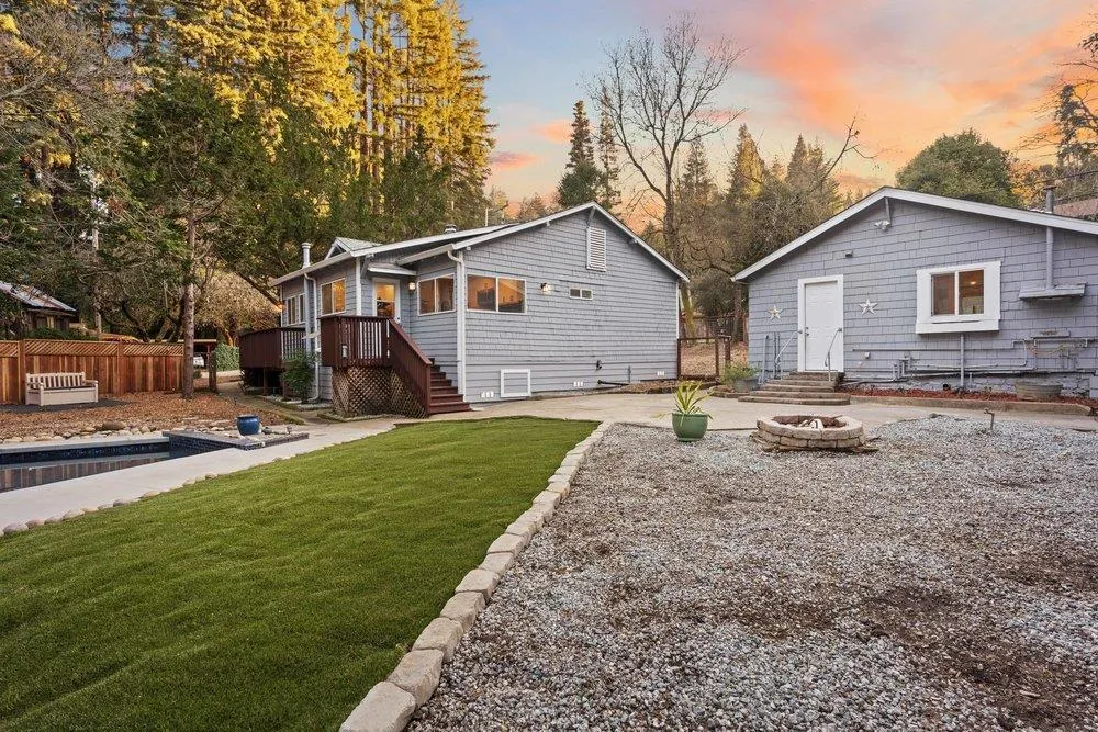 564 Hillcrest Drive Felton, CA 95018