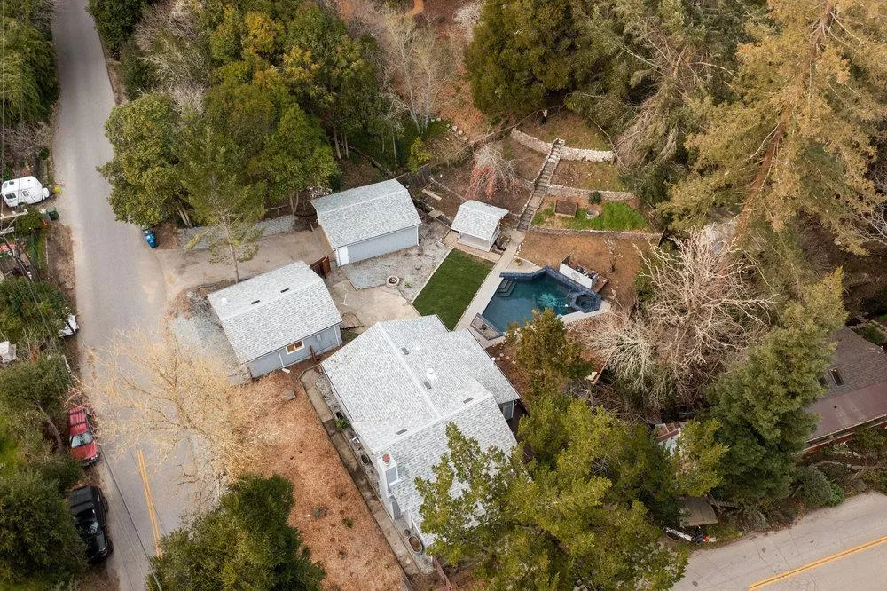 564 Hillcrest Drive Felton, CA 95018