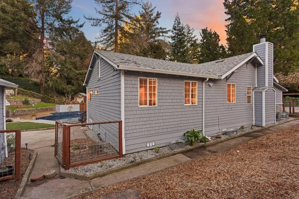 564 Hillcrest Drive Felton, CA 95018
