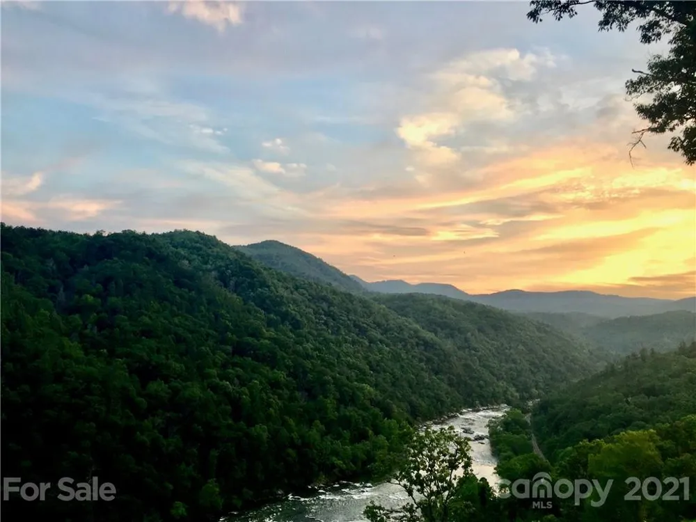141 River Club Trail #8 Marshall, NC 28753