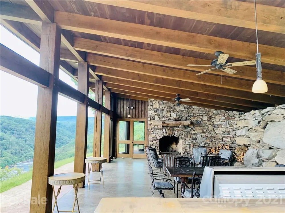 141 River Club Trail #8 Marshall, NC 28753