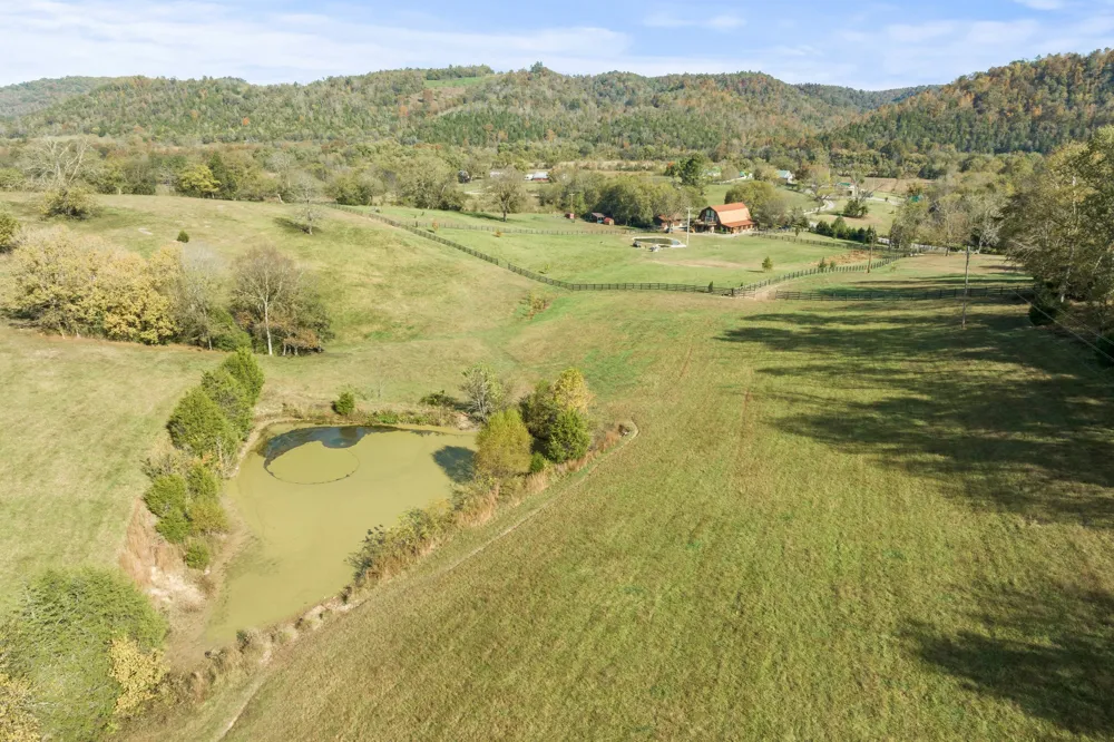 11528 Dodson Branch Hwy Gainesboro, TN 38562
