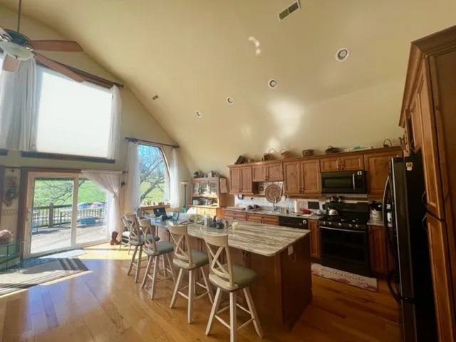 11528 Dodson Branch Hwy Gainesboro, TN 38562
