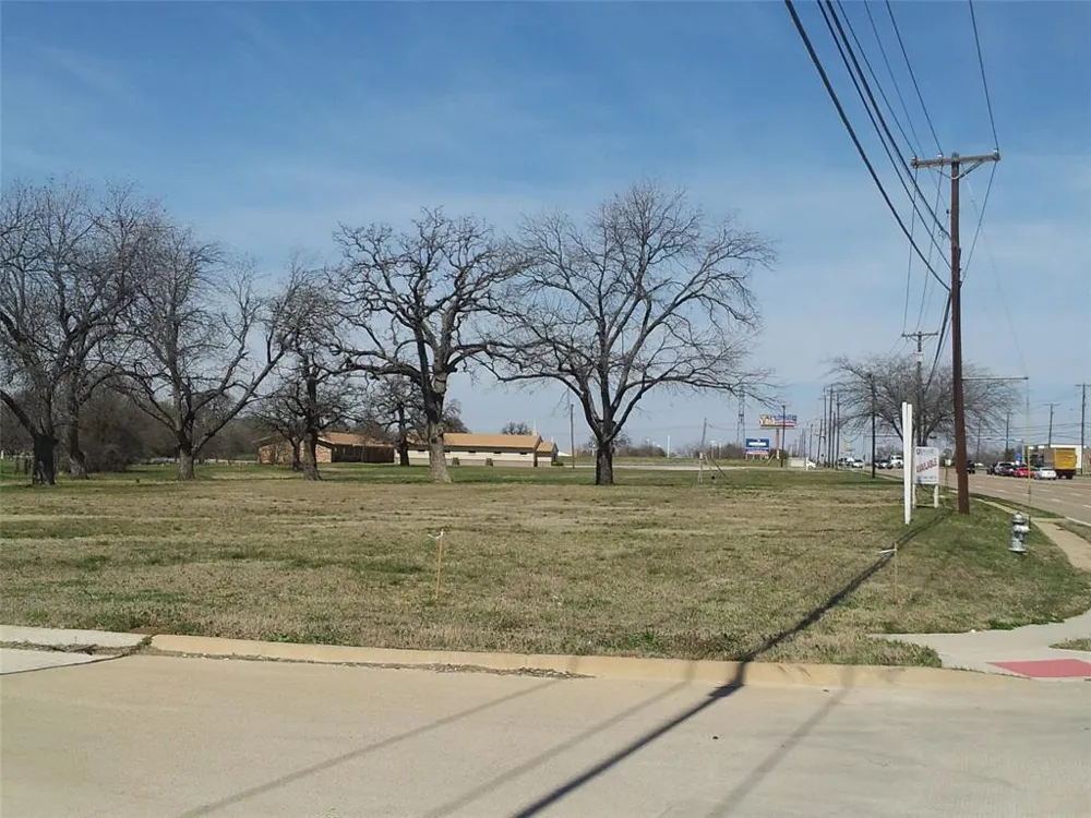 7360 S Cooper Street Arlington, TX 76001