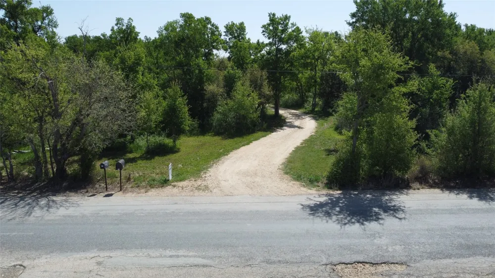 240 County Road 344 Jarrell, TX 76537
