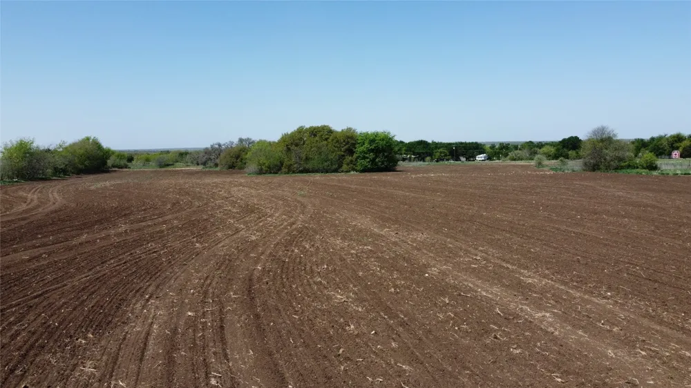 240 County Road 344 Jarrell, TX 76537