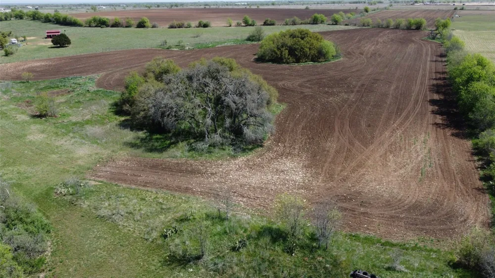 240 County Road 344 Jarrell, TX 76537
