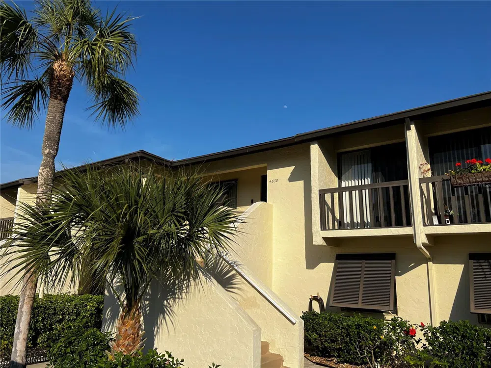 4638 LONGWATER CHASE #94 Sarasota, FL 34235