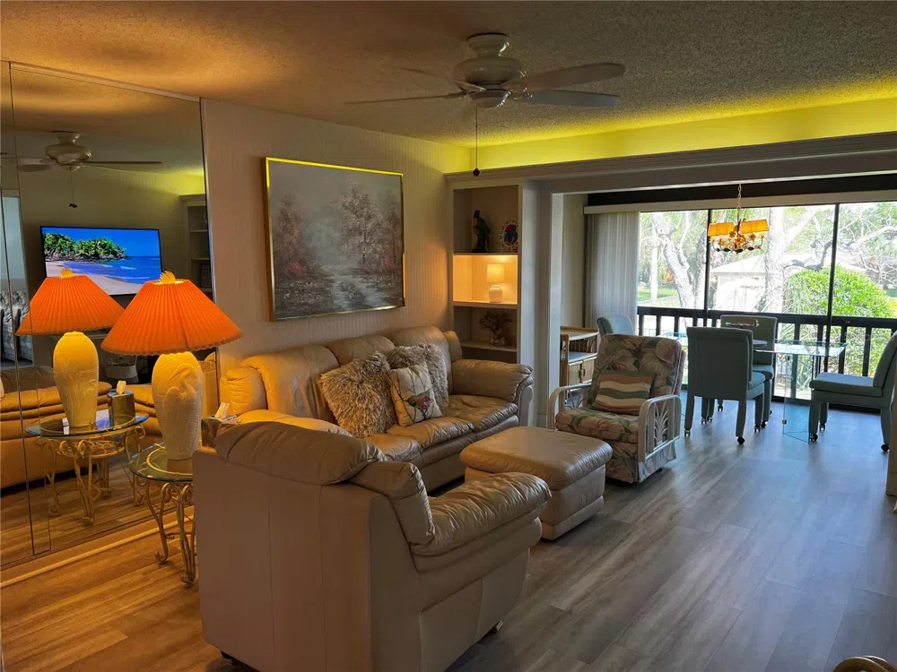 4638 LONGWATER CHASE #94 Sarasota, FL 34235