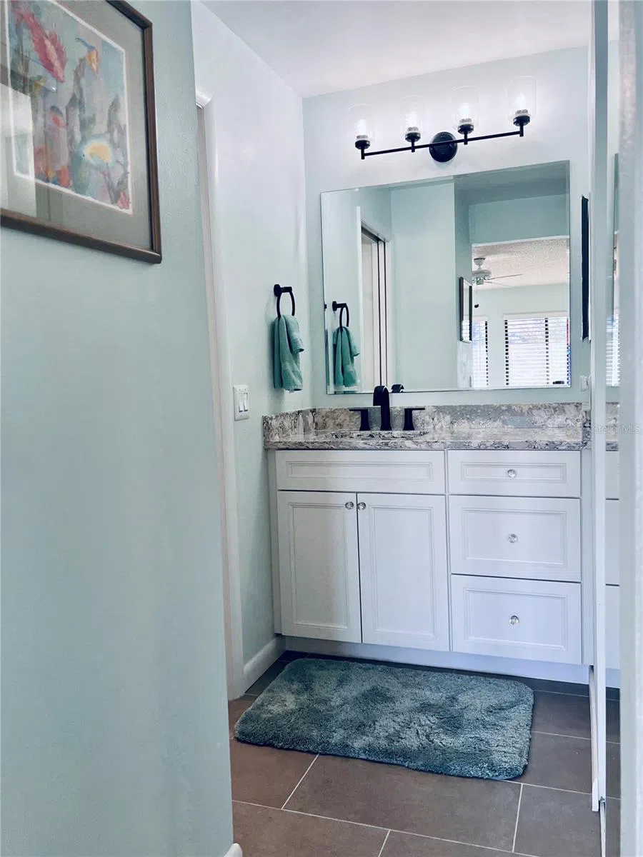 4638 LONGWATER CHASE #94 Sarasota, FL 34235
