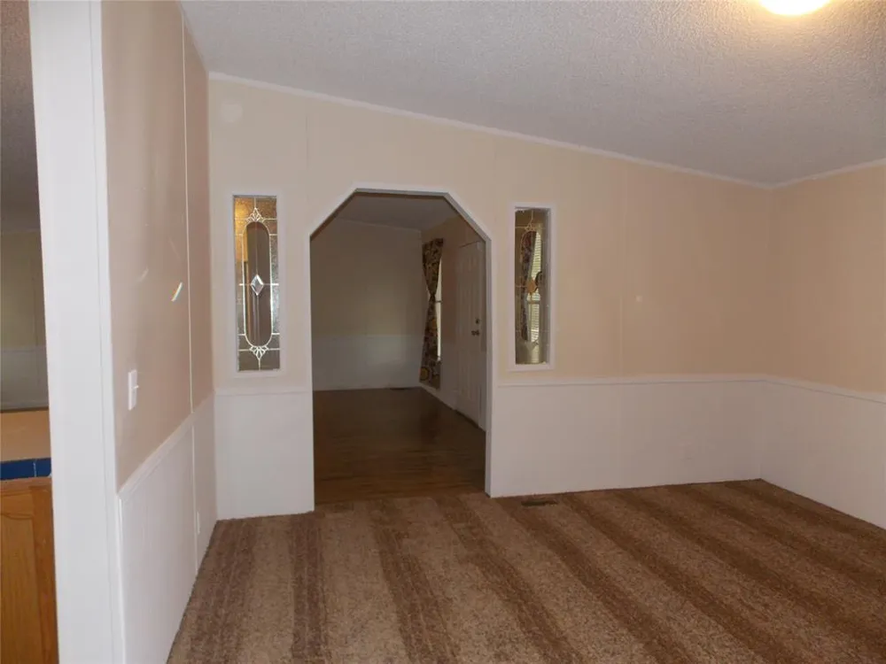 501 S New Hope Road Kennedale, TX 76060