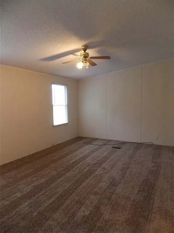 501 S New Hope Road Kennedale, TX 76060
