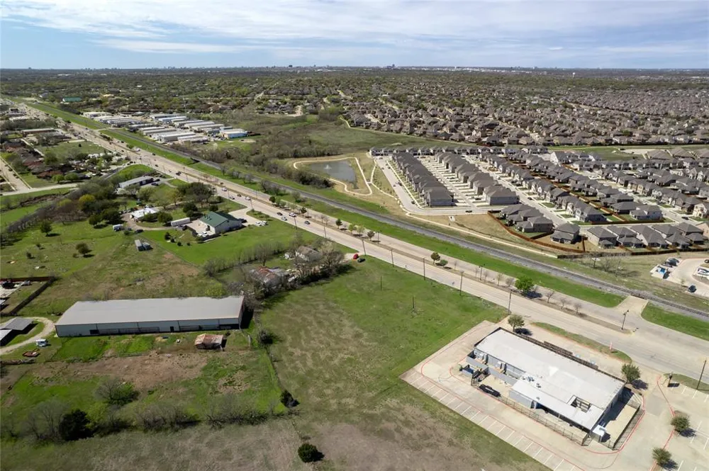 6910 State Hwy 78 Sachse, TX 75048