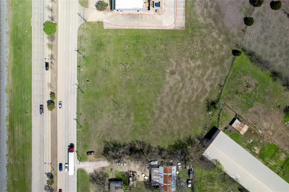 6910 State Hwy 78 Sachse, TX 75048