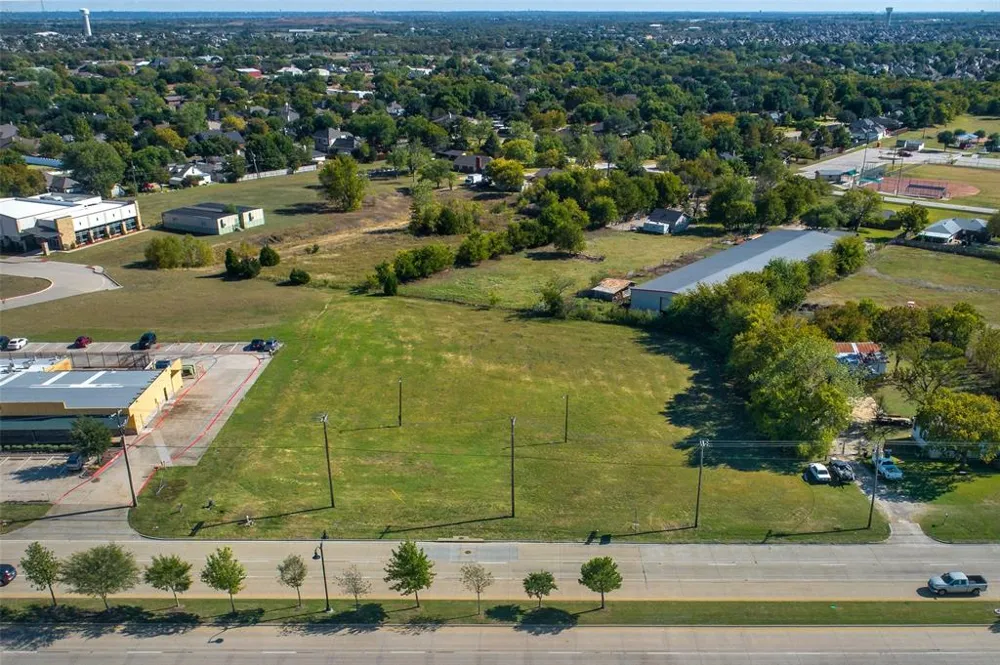 6910 State Hwy 78 Sachse, TX 75048