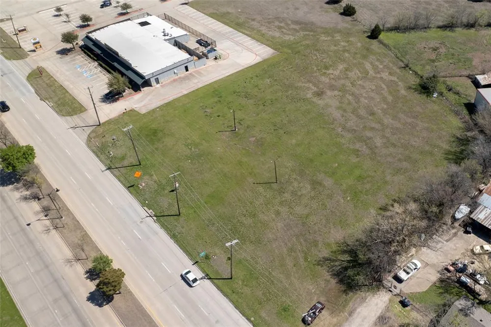 6910 State Hwy 78 Sachse, TX 75048