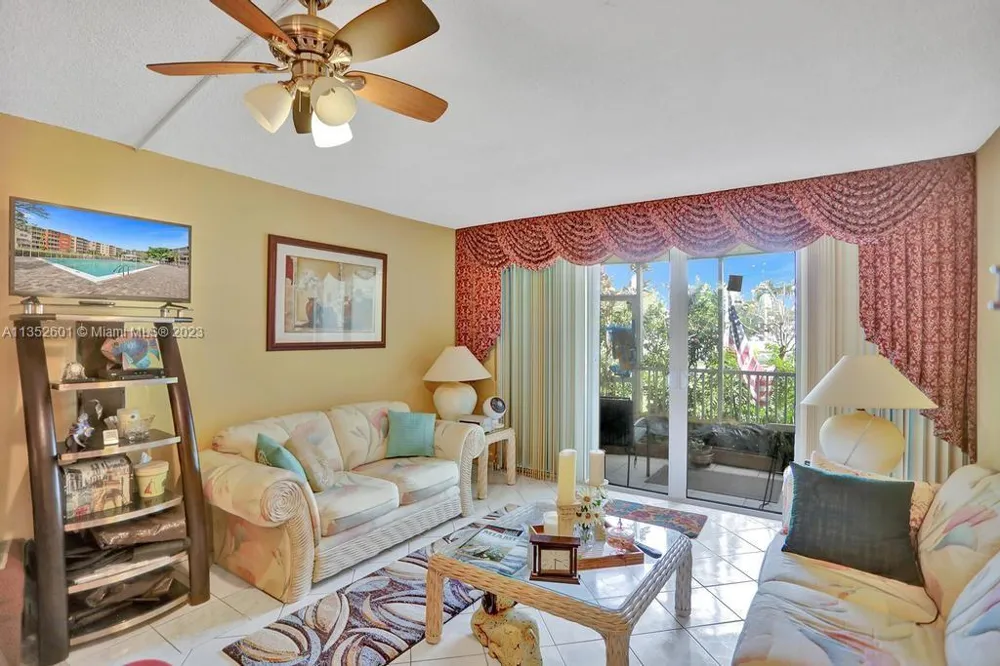 1710 NE 191st St #117-3