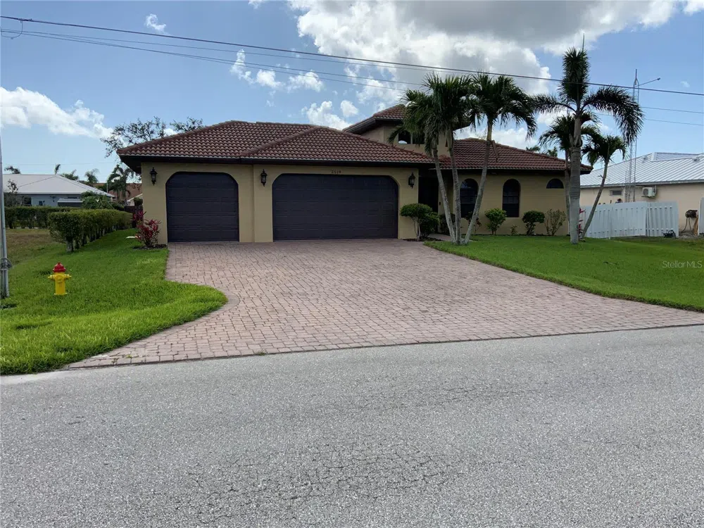 2510 MIRACLE PARKWAY Cape Coral, FL 33914