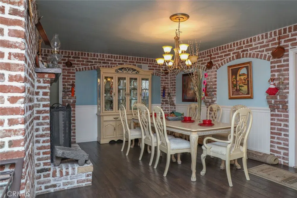 11421 Barclay Drive Garden Grove, CA 92841