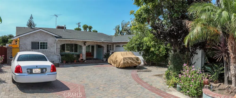 11421 Barclay Drive Garden Grove, CA 92841