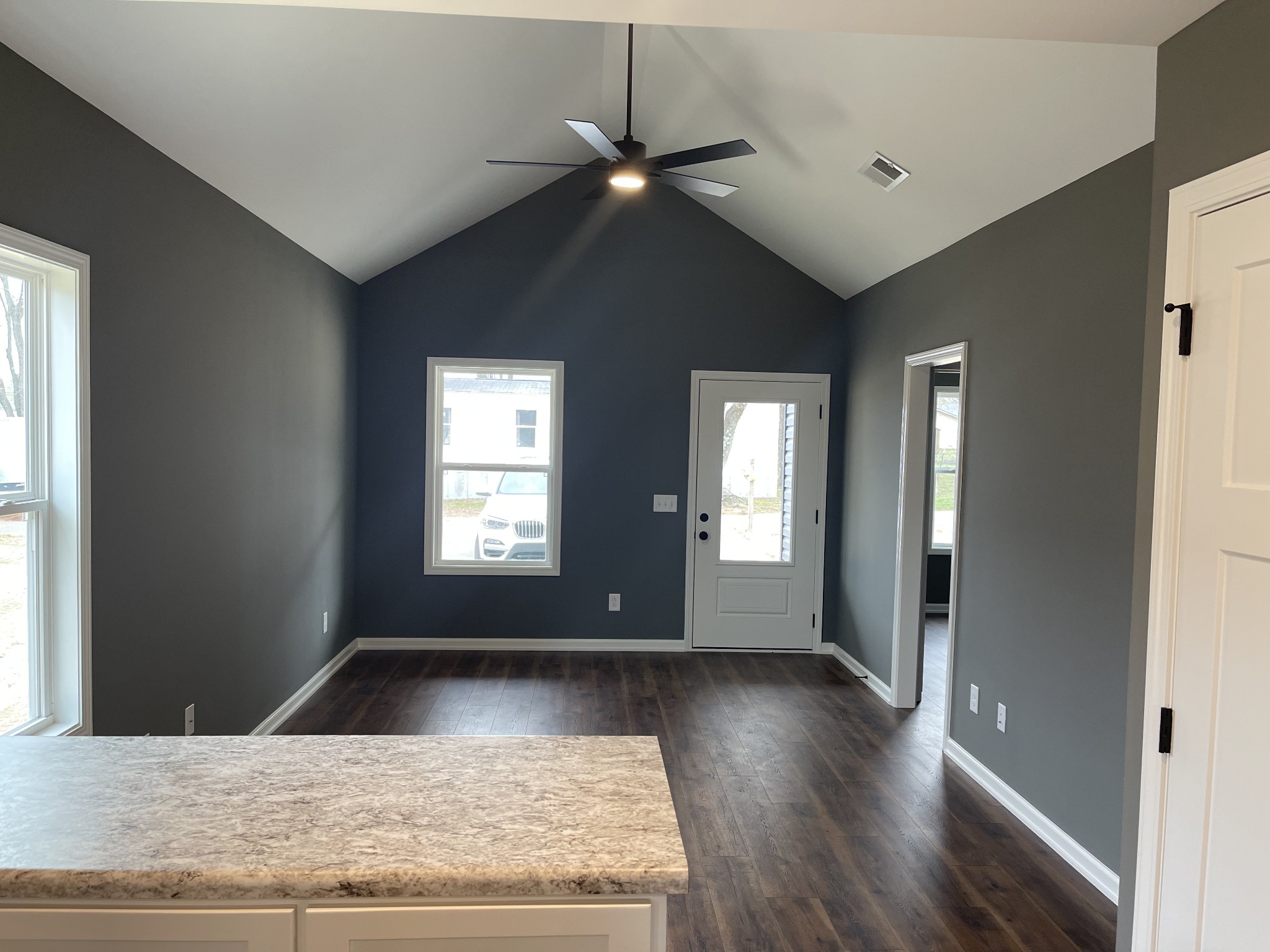 405 Church St Portland, TN 37148