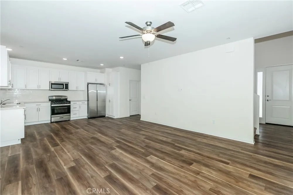 16854 Muscatel Hesperia, CA 92345