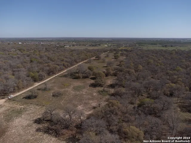 8765 US Highway 87 W La Vernia, TX 78121