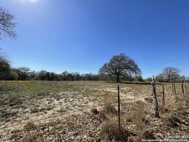8765 US Highway 87 W La Vernia, TX 78121