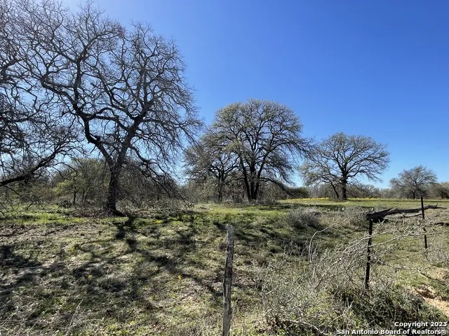 8765 US Highway 87 W La Vernia, TX 78121