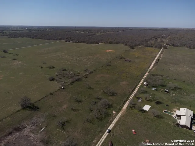 8765 US Highway 87 W La Vernia, TX 78121