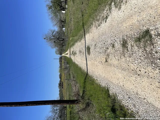 8765 US Highway 87 W La Vernia, TX 78121