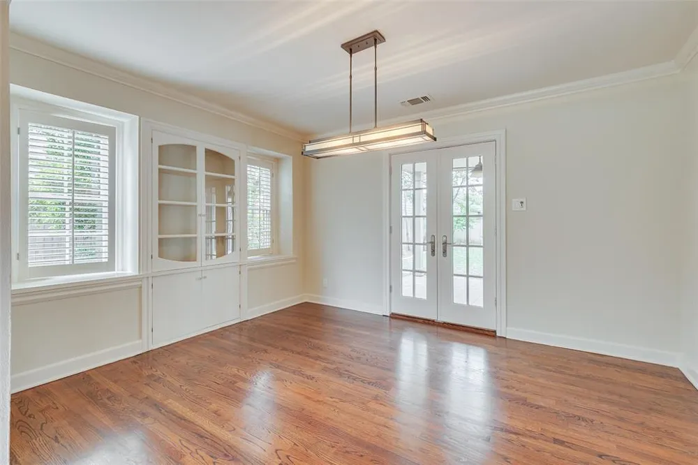 3624 Westcliff Road S Fort Worth, TX 76109