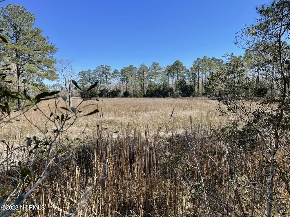 330, 211 Garbacon Drive Beaufort, NC 28516