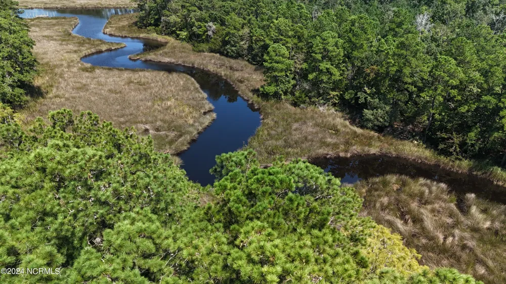 330, 211 Garbacon Drive Beaufort, NC 28516