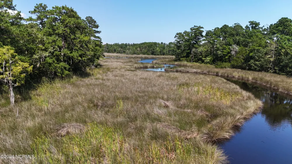 330, 211 Garbacon Drive Beaufort, NC 28516