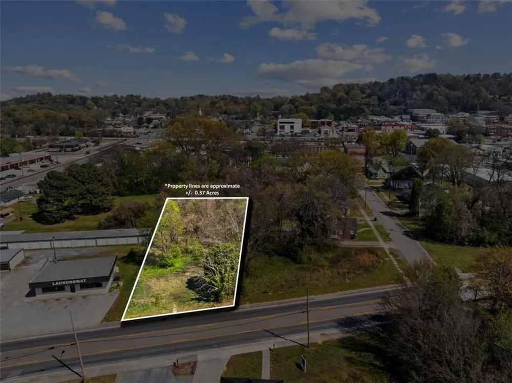 207 River Street Calhoun, GA 30701