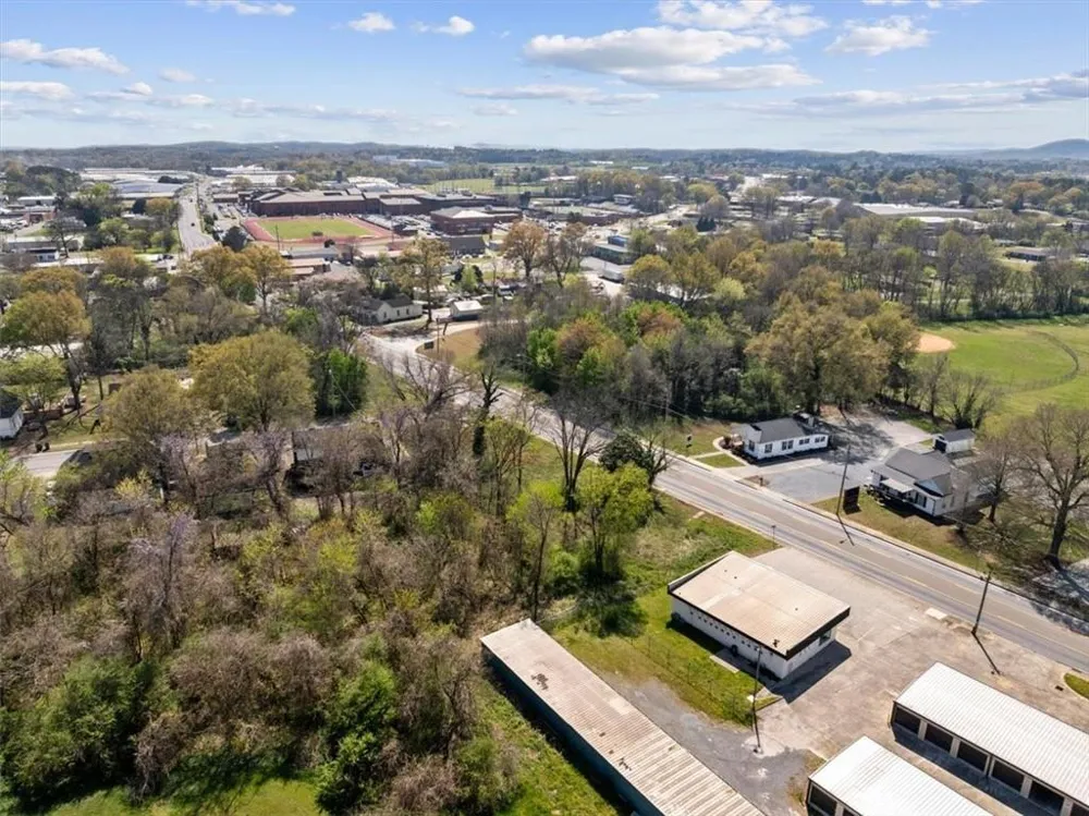 207 River Street Calhoun, GA 30701