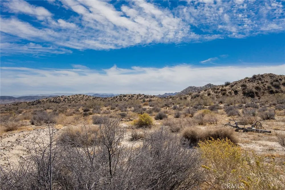 50600 Burns Canyon Road Pioneertown, CA 92268