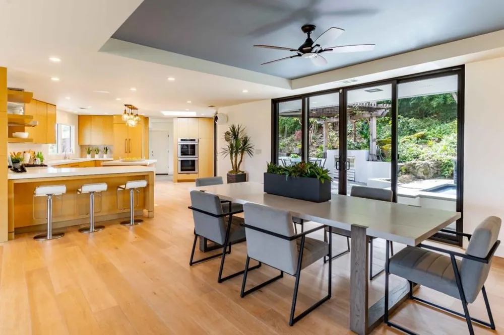 787 Sharon Park Drive Menlo Park, CA 94025