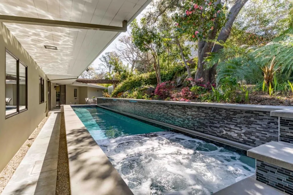 787 Sharon Park Drive Menlo Park, CA 94025