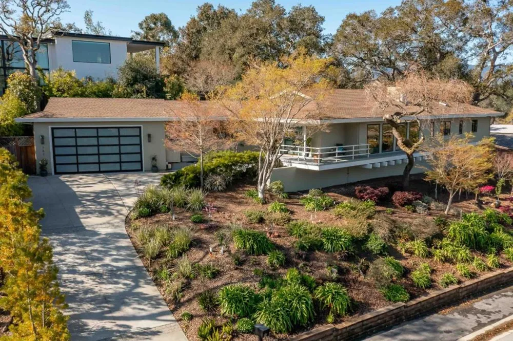 787 Sharon Park Drive Menlo Park, CA 94025
