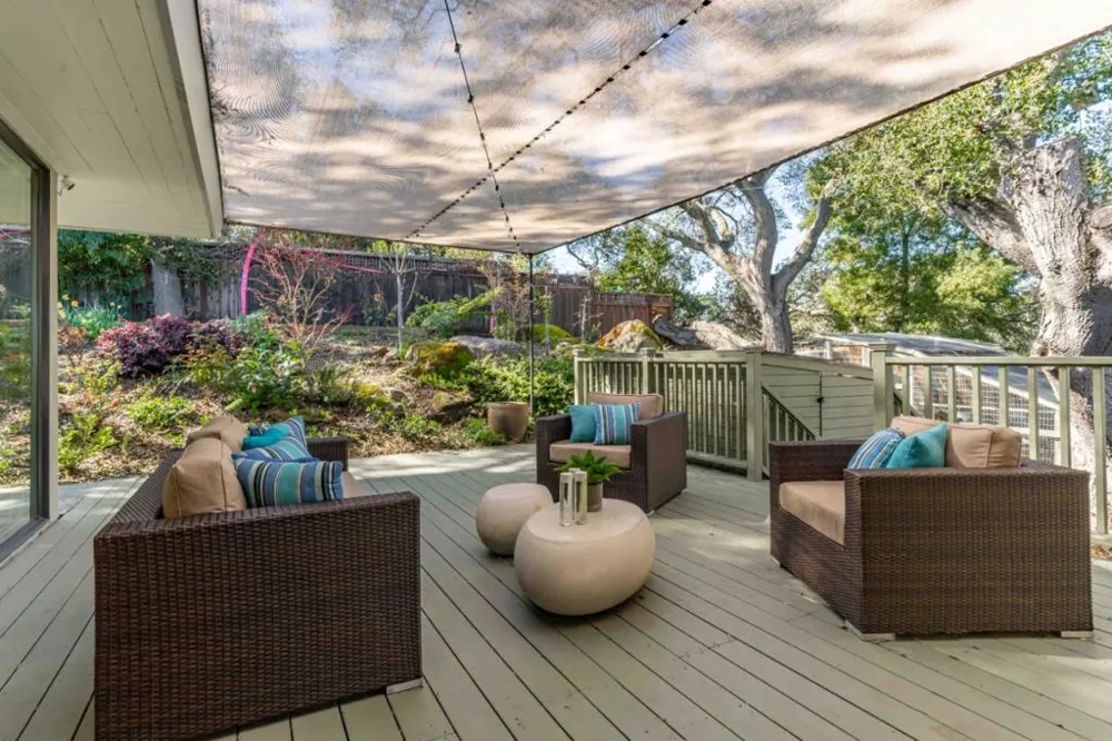 787 Sharon Park Drive Menlo Park, CA 94025