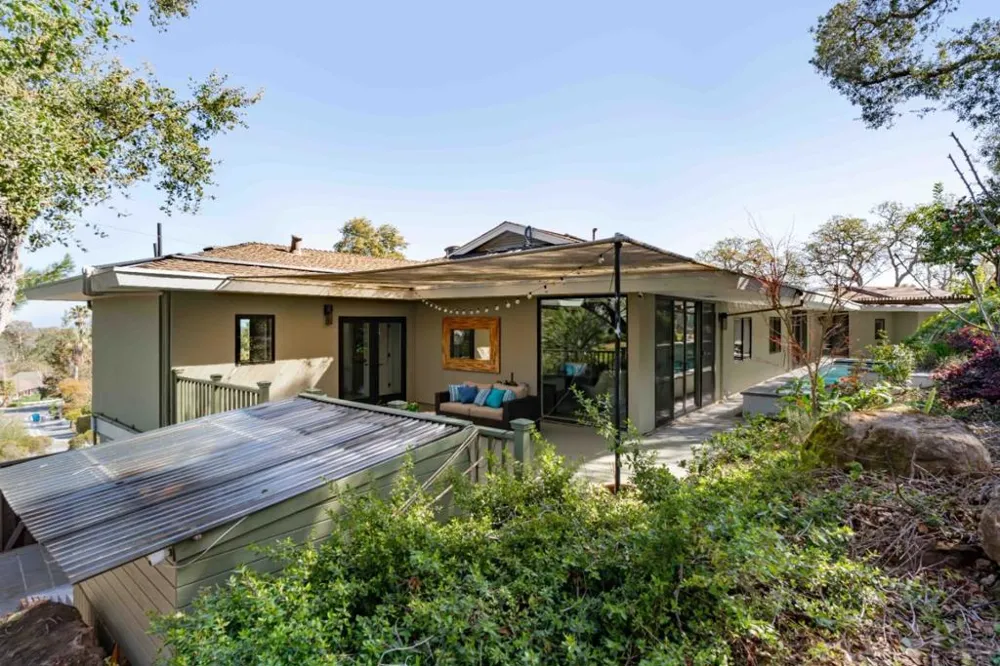 787 Sharon Park Drive Menlo Park, CA 94025