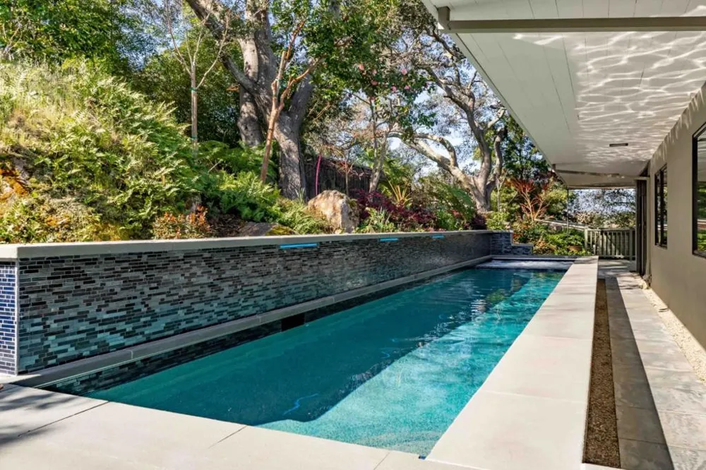 787 Sharon Park Drive Menlo Park, CA 94025