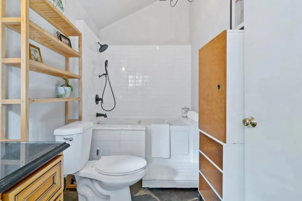 6121 Fern Flat Road Aptos, CA 95003