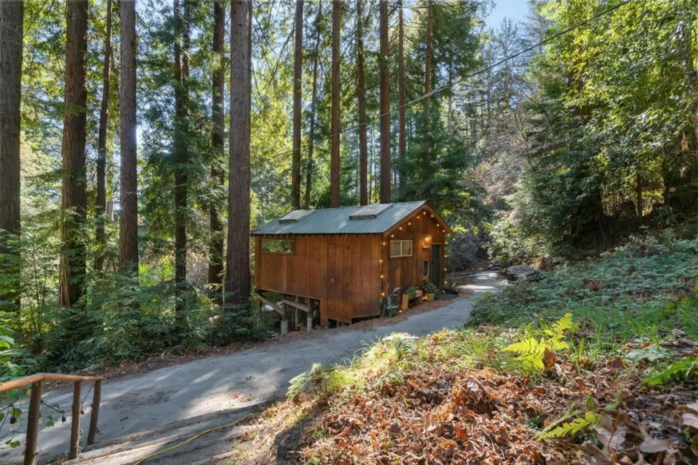 6121 Fern Flat Road Aptos, CA 95003